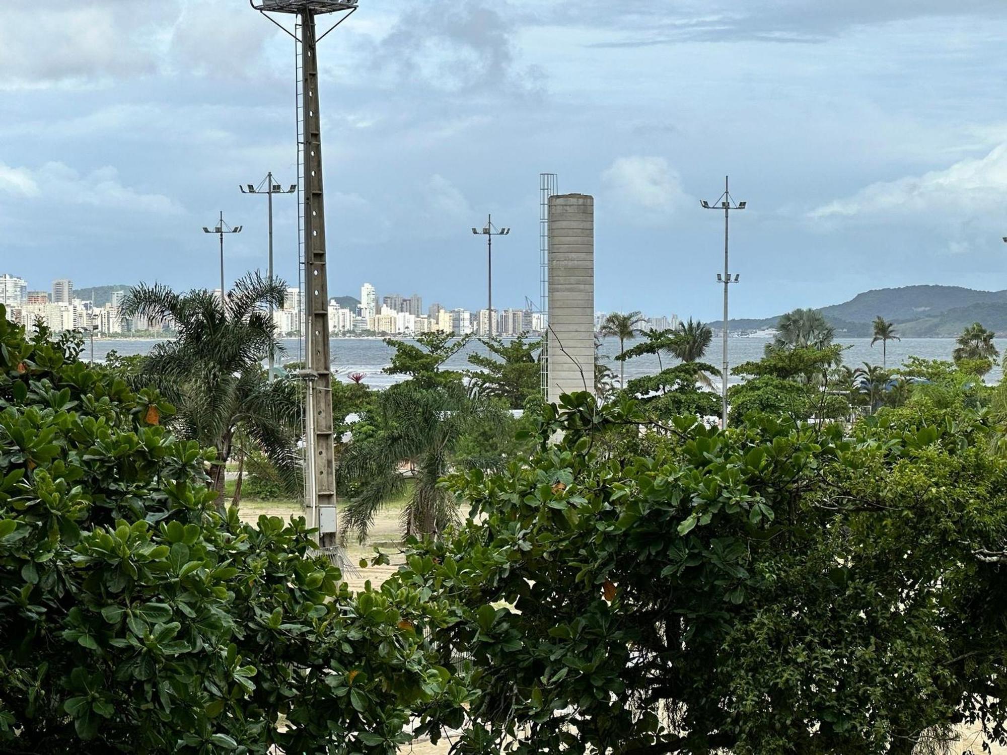 Ap Pe Na Areia Vista Parcial Mar Santos (Sao Paulo) Exterior foto